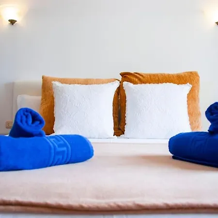 Guimes Pool House Semesterbostad Güime